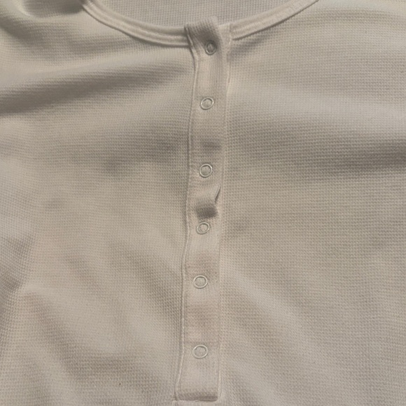 Bundle Old Navy Short Sleeve Henley Top-Black White Peach - Picture 3 of 14